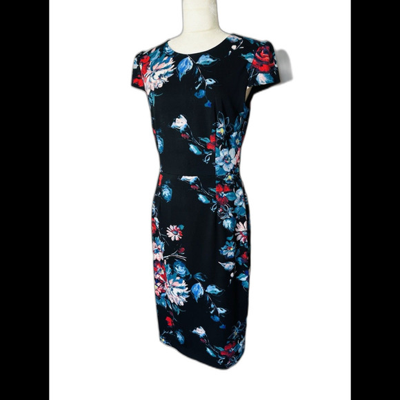 Betsey Johnson Sheath Sz 8 Black Floral Cap Sleeve Fitted Knee Pencil Dress - Picture 8 of 11